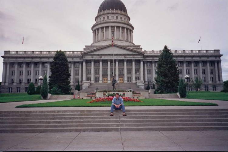 USA_1992-05-26 09-00-00_R06F17